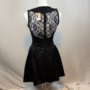 NWT Molly Bracken Black Sleeveless Mini Dress With Lace  US Size 4
